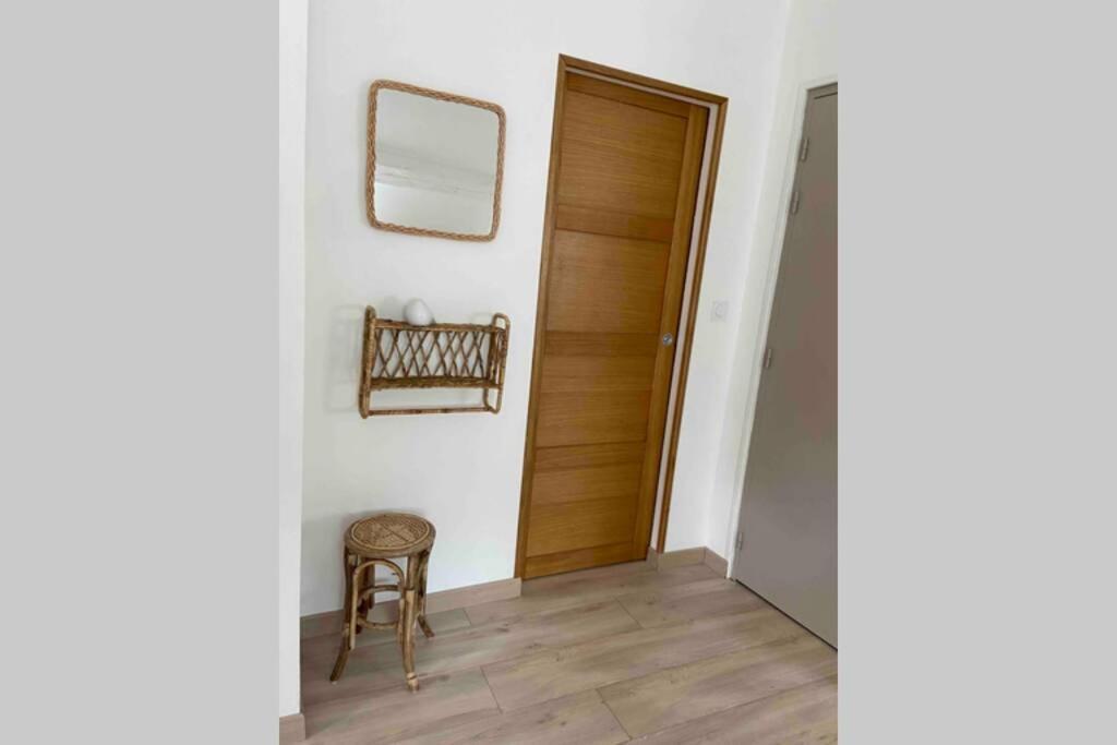 Au Coin Des Hospices Apartment Бон Екстериор снимка
