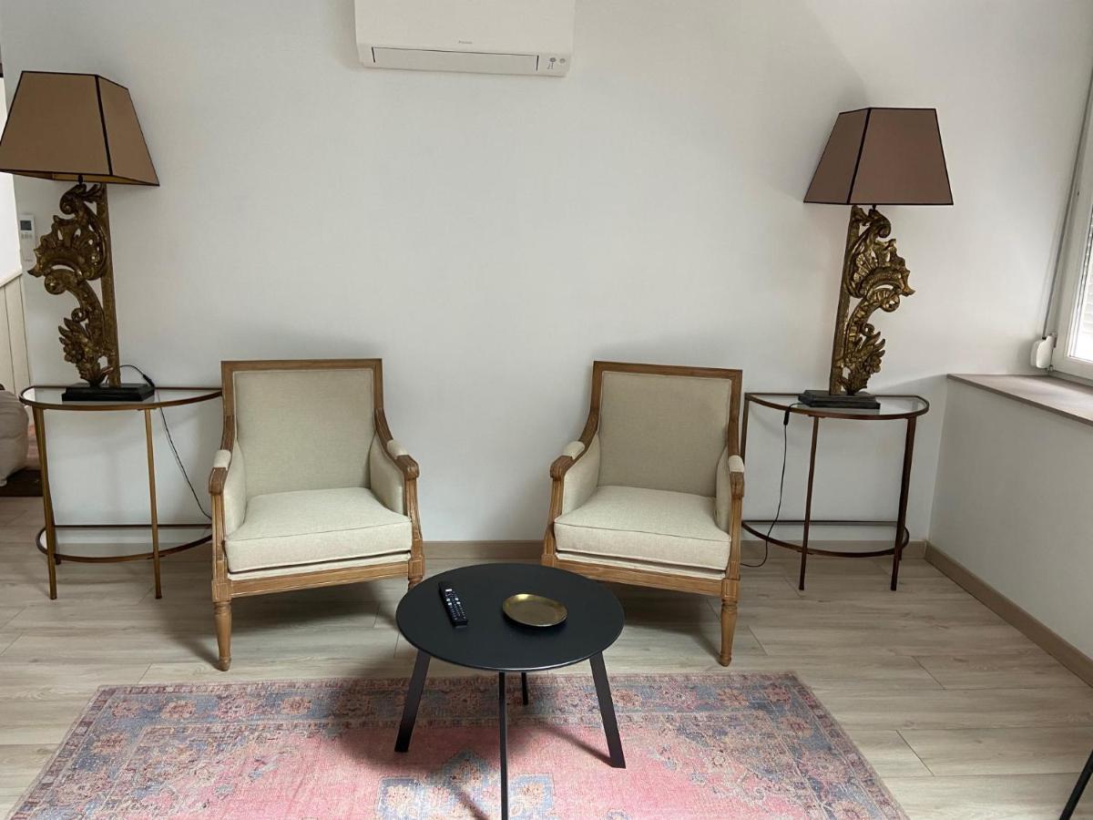 Au Coin Des Hospices Apartment Бон Екстериор снимка